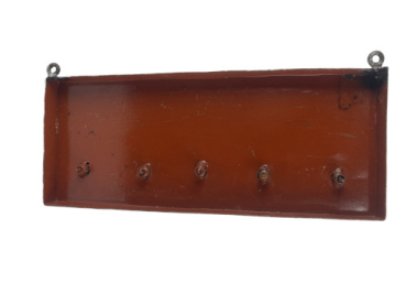 Preview: Upcycling Ablage mit 5 Schlüsselhaken aus Zündkerzen